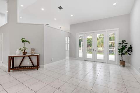 9224 Lake Serena Drive, Boca Raton FL - photo 10 of 58