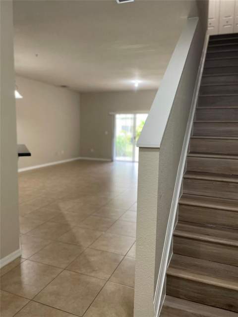 9076 Preston Place, Tamarac FL - photo 9 of 17