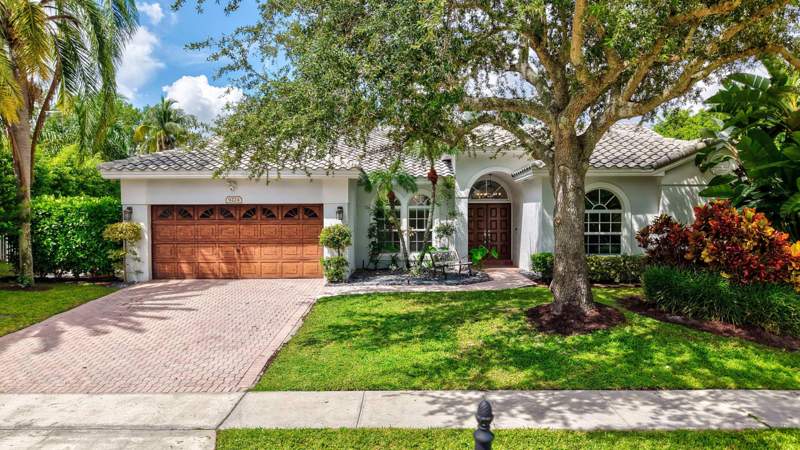 4 bedroom Single Family Residence at 9224 Lake Serena Drive, Boca Landings North, Boca Raton — photo 2