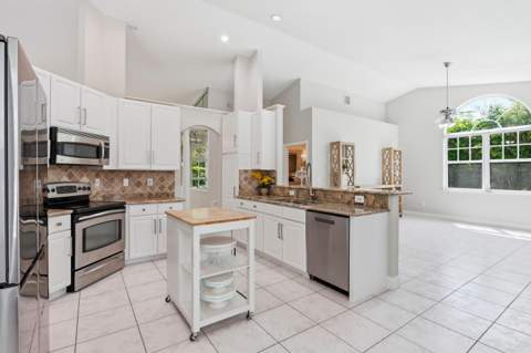 9224 Lake Serena Drive, Boca Raton FL - photo 20 of 58