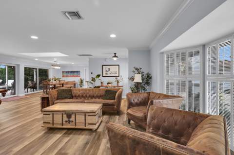 64 SE Turtle Creek Drive, Tequesta FL - photo 8 of 48