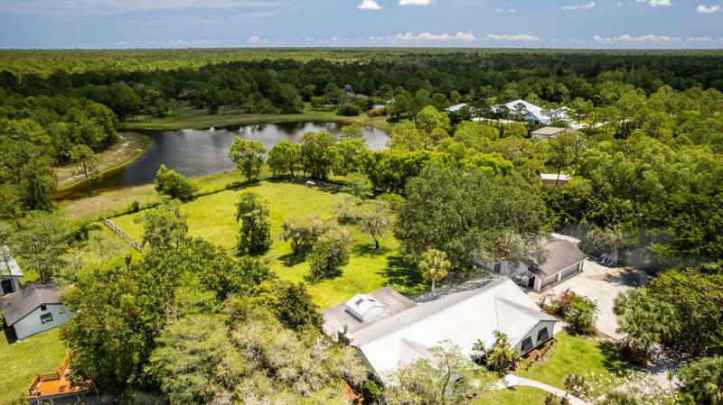 4 bedroom Single Family Residence at 12856 Arrowwood Drive, Caloosa, Palm Beach Gardens — photo 4