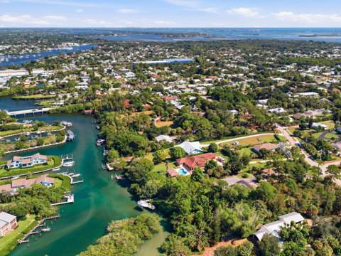 4916 SE Manatee Cove Road, Stuart FL - photo 18 of 31