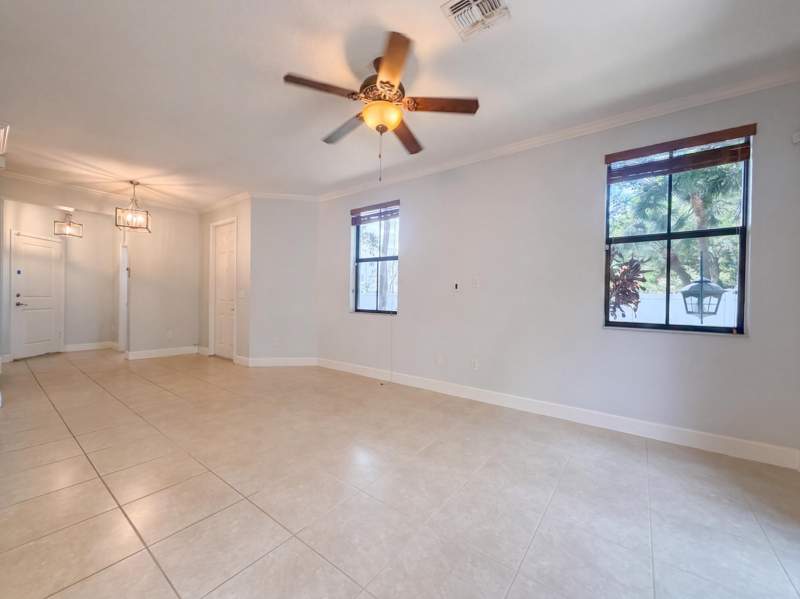 4 bedroom Single Family Residence at 4967 NW 59th Street, Sabal Palm By Prestige 178-71 B, Tamarac — photo 3