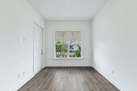 146 Parkside Way #12, Royal Palm Beach FL - photo 6 of 36