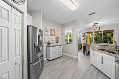 11945 NW 57th Manor, Coral Springs FL - photo 13 of 31