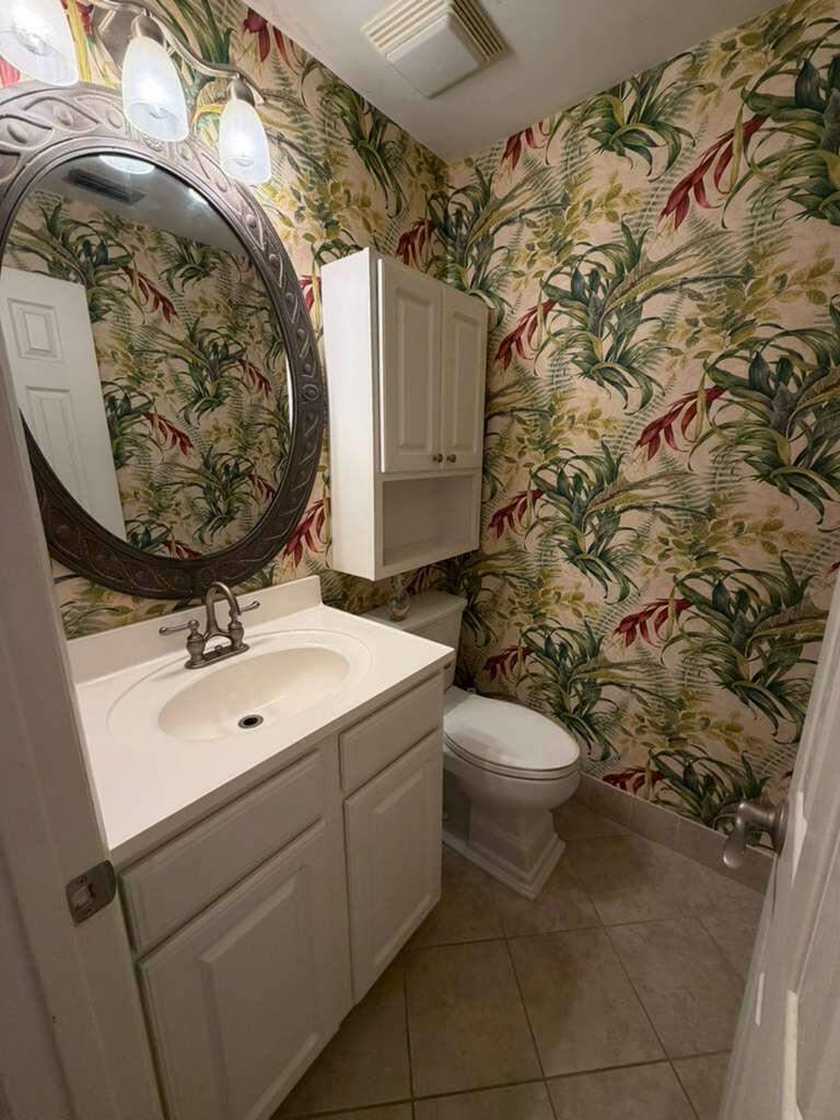 1 bedroom Condominium at 2050 Oleander Boulevard #2-202, Island House Condominium Phase I, Fort Pierce — photo 3