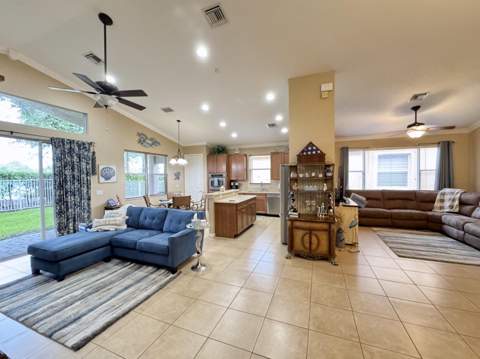 4886 SE Askew Avenue, Stuart FL - photo 17 of 42