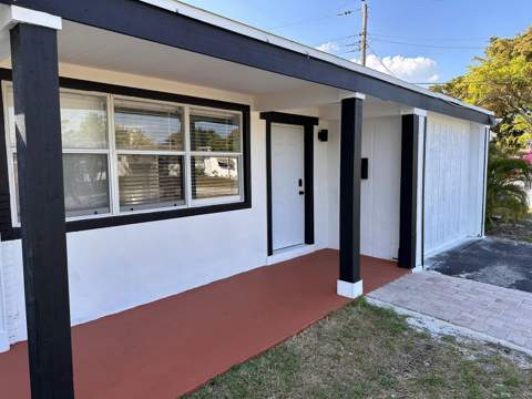 601 NW 38th Street, Deerfield Beach FL - photo 11 of 53