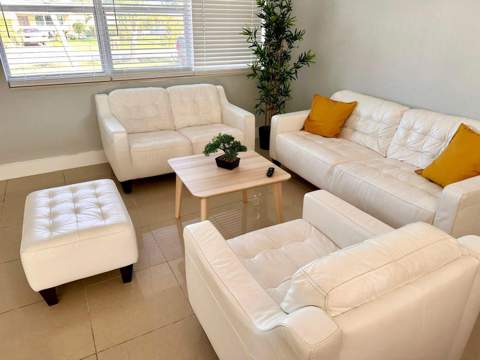 601 NW 38th Street, Deerfield Beach FL - photo 15 of 53
