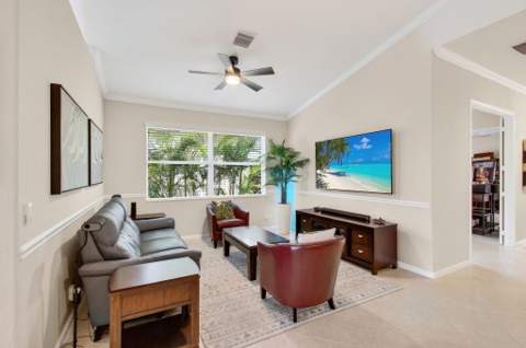 2271 Egret Cove Drive, West Palm Beach FL - photo 15 of 87