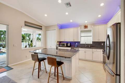 2271 Egret Cove Drive, West Palm Beach FL - photo 21 of 87