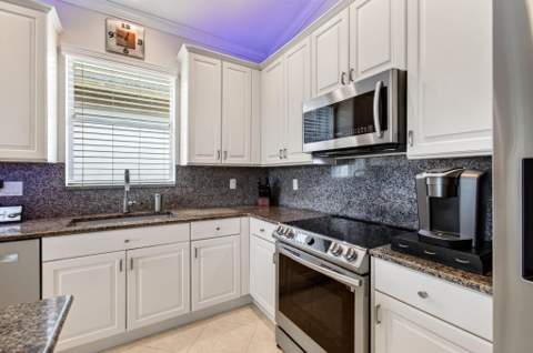 2271 Egret Cove Drive, West Palm Beach FL - photo 22 of 87
