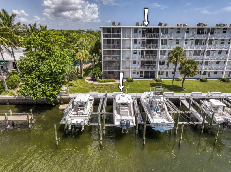 2 bedroom Condominium at 108 Paradise Harbour Boulevard #514 + Boat Slip 2, Paradise Villas Condo, North Palm Beach — photo 2