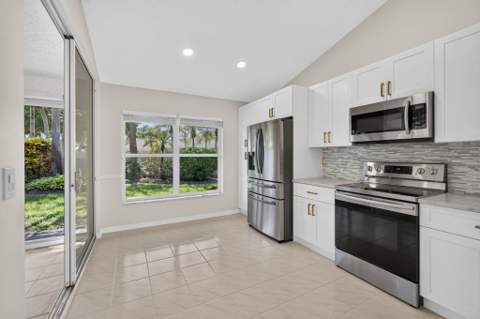 101 Sabal Palm Lane, Palm Beach Gardens FL - photo 14 of 38