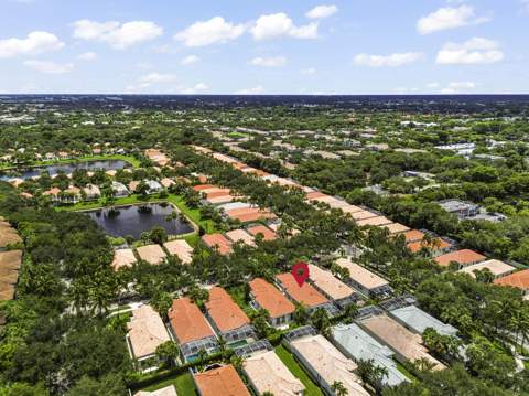 4785 Blossom Drive, Delray Beach FL - photo 6 of 34