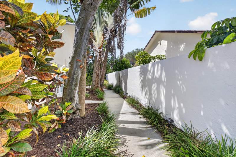 2 bedroom Villa at 2802 SW 6th Street, Homewood Lakes, Delray Beach — photo 5