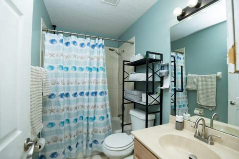 1042 SW Dartmouth Avenue, Port St. Lucie FL - photo 13 of 36