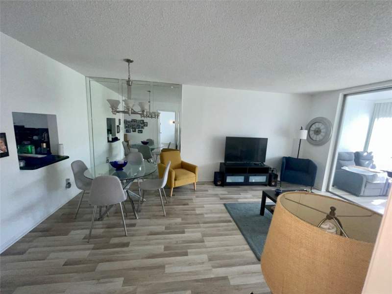 1 bedroom Condominium at 5860 NW 64th Avenue #206, Bermuda Club Eight Condo, Tamarac — photo 2