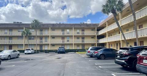 5860 NW 64th Avenue #206, Tamarac FL - photo 10 of 15