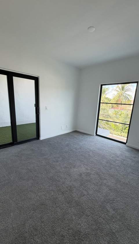 2511 Pierce Street #3, Hollywood FL - photo 8 of 15