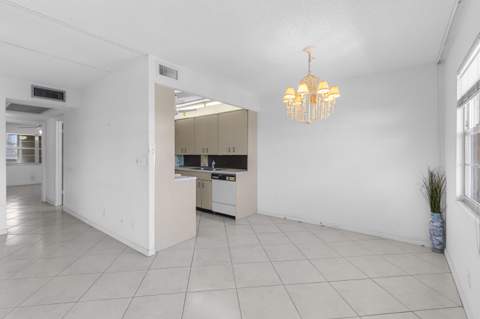 4096 Westbury H #4096, Deerfield Beach FL - photo 10 of 40