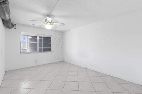4096 Westbury H #4096, Deerfield Beach FL - photo 11 of 40