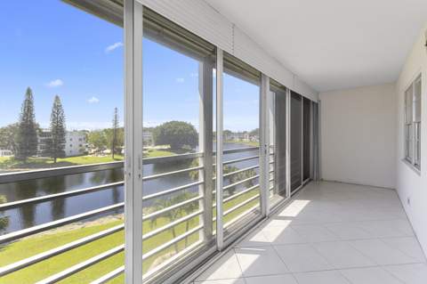 4096 Westbury H #4096, Deerfield Beach FL - photo 18 of 40
