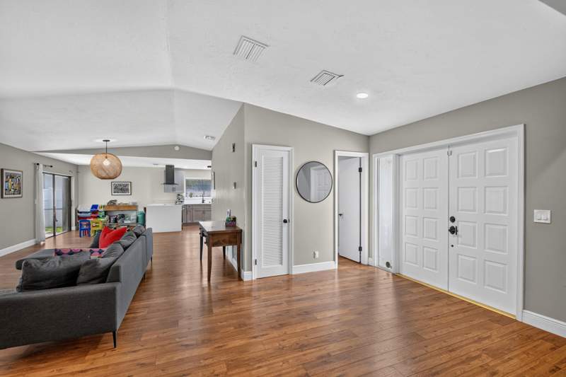 2 bedroom Single Family Residence at 2606 SW 23rd Cranbrook Drive, Cranbrook Lake Estates, Boynton Beach — photo 4