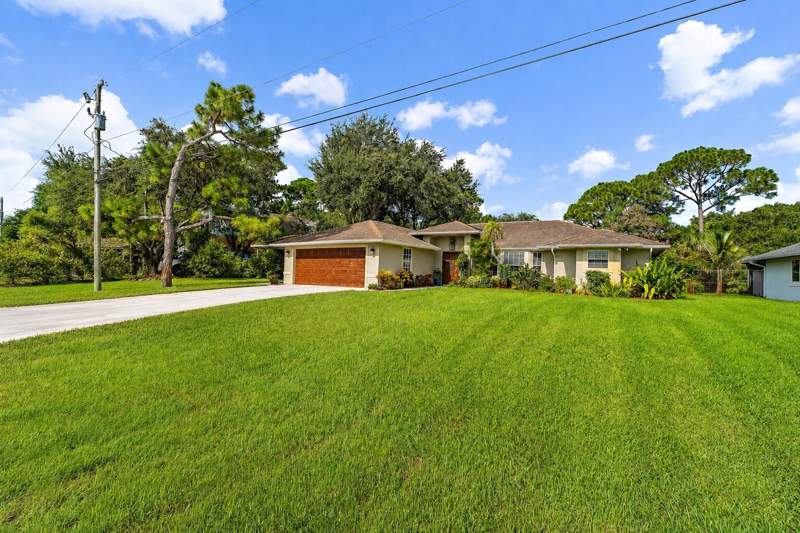 3 bedroom Single Family Residence at 4120 SW Belshaw Street, Port St Lucie Section 19, Port St. Lucie — photo 2