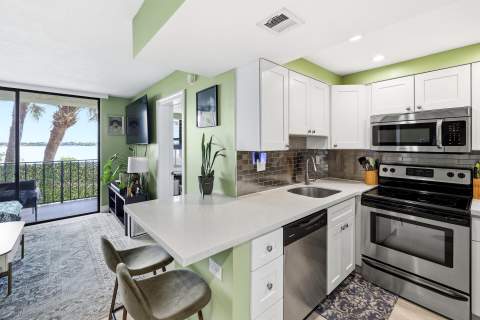 760 Executive Center Drive #24, West Palm Beach FL - photo 7 of 37