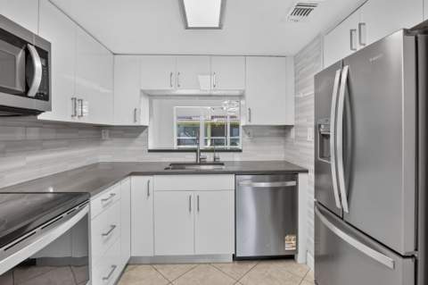 807 NW 91st Terrace #807, Plantation FL - photo 7 of 55