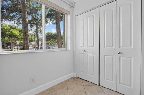 807 NW 91st Terrace #807, Plantation FL - photo 12 of 55