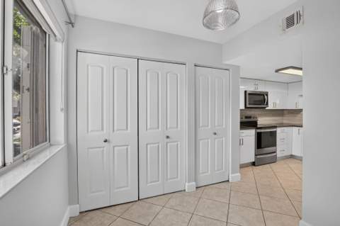 807 NW 91st Terrace #807, Plantation FL - photo 8 of 55