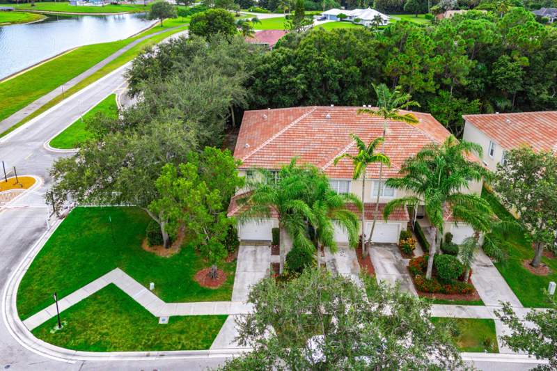 3 bedroom Townhouse at 9650 Lago Drive, Melrose Pud Verona Lakes Tr B2, Boynton Beach — photo 4