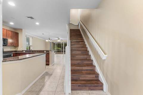 9650 Lago Drive, Boynton Beach FL - photo 7 of 51