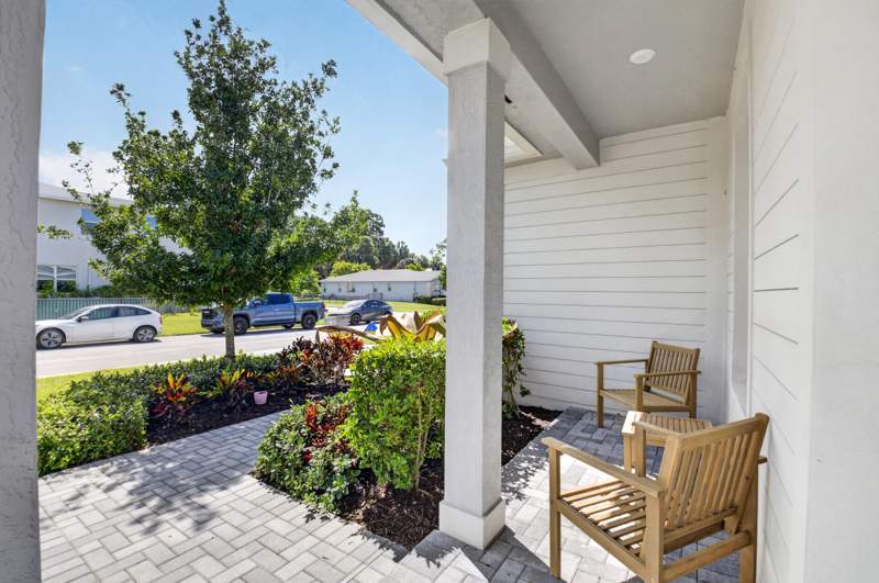 3 bedroom Single Family Residence at 6710 Pointe Of Woods Drive, Pointe Of Woods Pud, West Palm Beach — photo 4