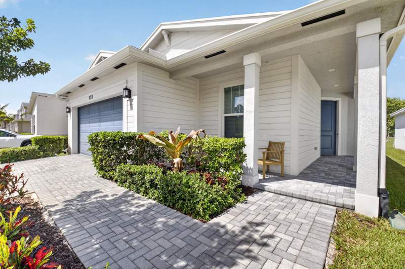 3 bedroom Single Family Residence at 6710 Pointe Of Woods Drive, Pointe Of Woods Pud, West Palm Beach — photo 3