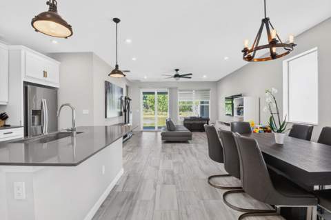 6710 Pointe Of Woods Drive, West Palm Beach FL - photo 10 of 47