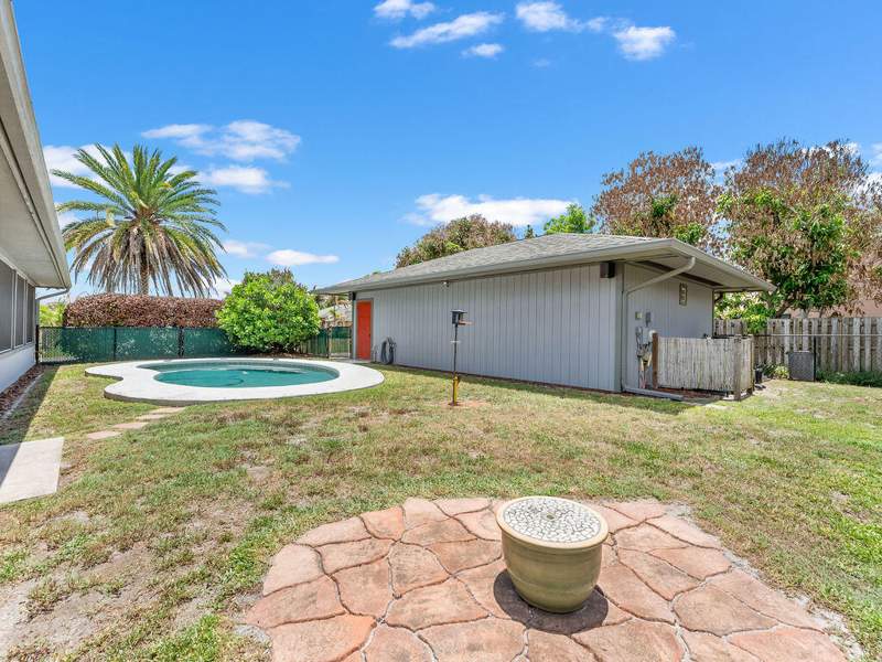 3 bedroom Single Family Residence at 403 SW Cahoon Court, Port St Lucie Section 34, Port St. Lucie — photo 5
