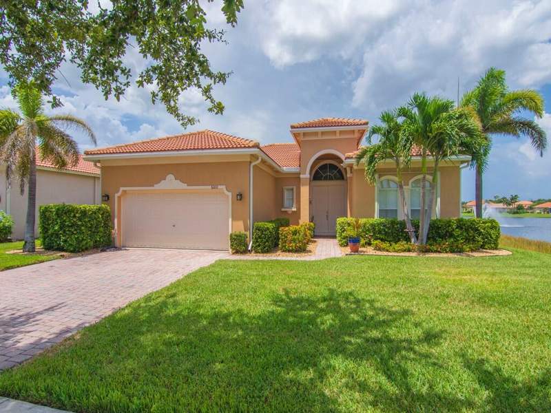 3 bedroom Single Family Residence at 6100 Santa Margarito Drive, Portofino Shores, Fort Pierce — photo 3