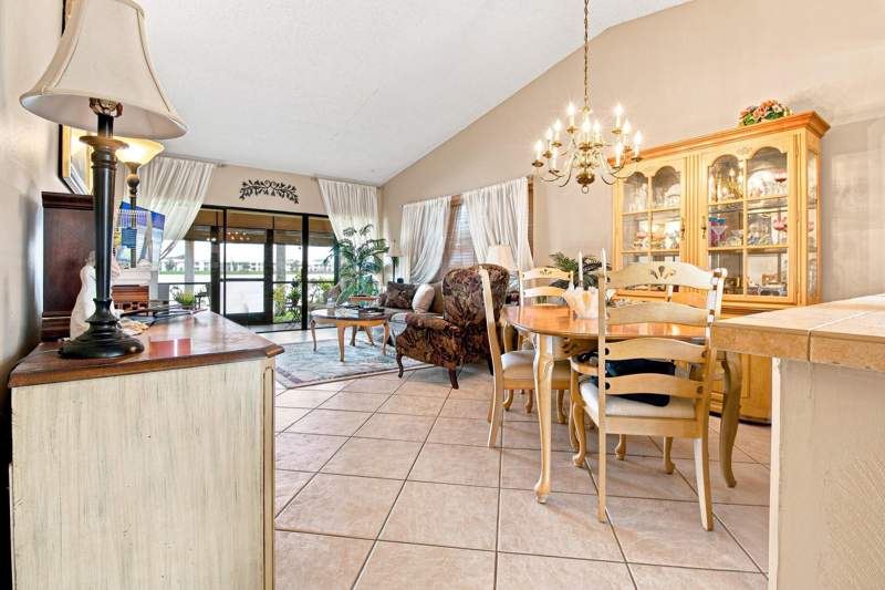 2 bedroom Villa at 611 Banks Road, Woodlake Isles, Margate — photo 4