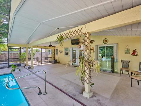 191 SE 27th Avenue, Boynton Beach FL - photo 19 of 32
