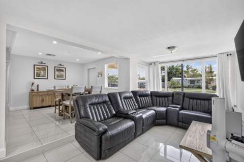 1633 NE 51st Court, Pompano Beach FL - photo 16 of 38