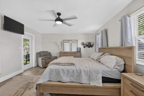 1633 NE 51st Court, Pompano Beach FL - photo 20 of 38