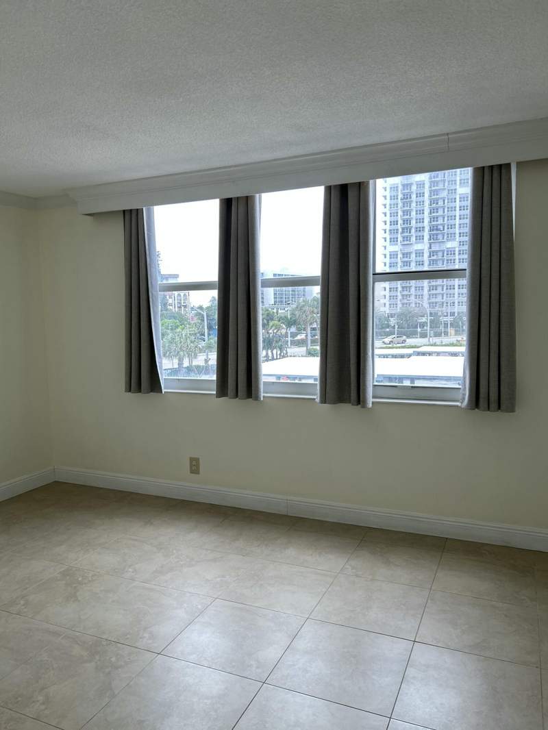1 bedroom Condominium at 305 N Pompano Beach Boulevard #205, Jamaica House Condominium, Pompano Beach — photo 4