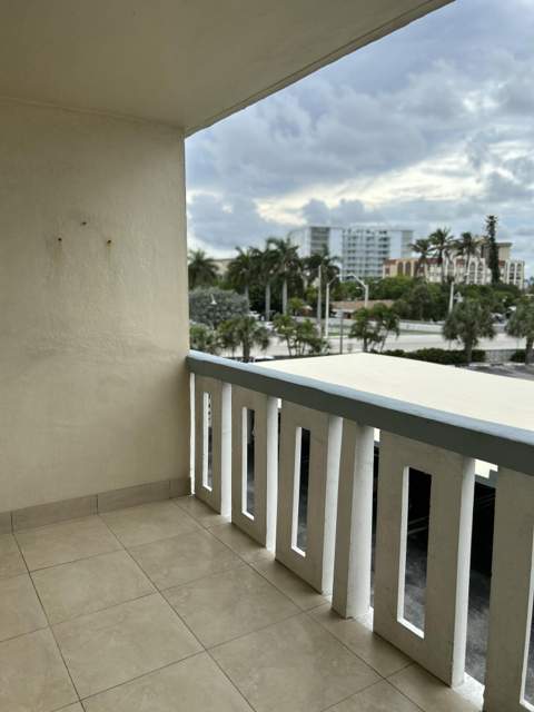 305 N Pompano Beach Boulevard #205, Pompano Beach FL - photo 10 of 21