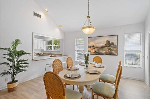 7998 SE Hempstead Circle, Hobe Sound FL - photo 6 of 25