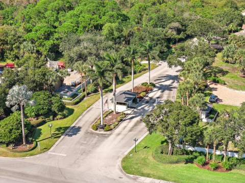 7998 SE Hempstead Circle, Hobe Sound FL - photo 23 of 25