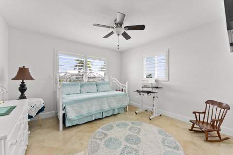 2390 SW 14th Avenue, Boynton Beach FL - photo 22 of 32